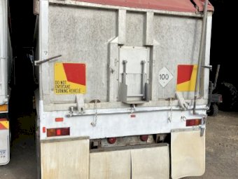 1988 Borcat 34ft x 6ft Tri Axle Tipper Trailer