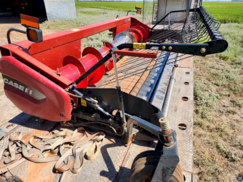 Case IH 3016 Canola Pickup Front