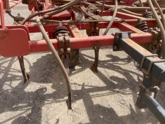 2002 Horwood Bagshaw Bar and 4000L Air Cart