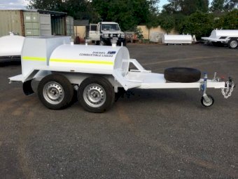 2021  Red Dog 1200 lt Fuel Trailer