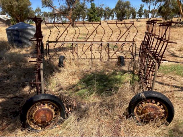 WANTED 5 or 6 Leaf Fire Harrows