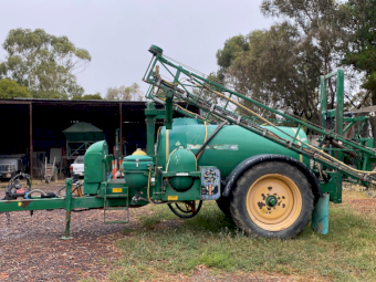 2009 Goldacres Prairie 4000 litre Boomspray