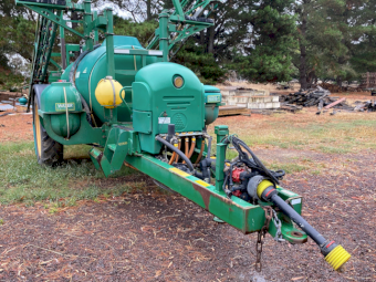 2009 Goldacres Prairie 4000 litre Boomspray