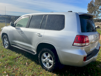 2011 Toyota Landcruiser Sahara 200 Series Wagon