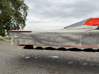 Under Auction - (A246) 2018 Kuhn GMD 4411 Mower 