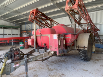 Silvan Selecta Trailing Boom Spray