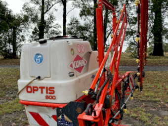 Under Auction - (A246) 2015 Optis 800 Boom Spray 