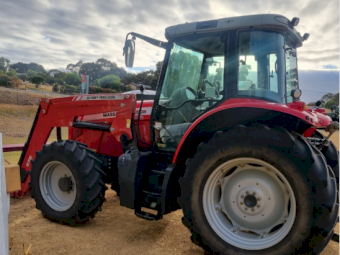 2008 Massey Ferguson 6465 Tractor with 975 Loader