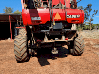 2015 Case IH 7140 Header with 2014 Case IH 3152 Front & Trailer