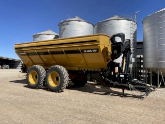 2021 Coolamon Spreader Chaser Bin