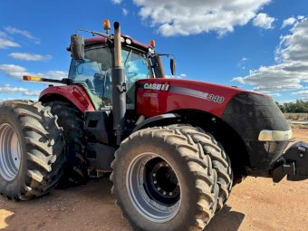 2019 Case IH Magnum 340