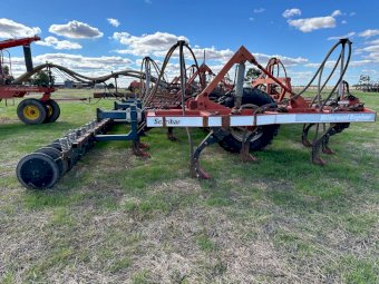 2000 Horwood Bagshaw Scaribar with 6000L Streamline Cart