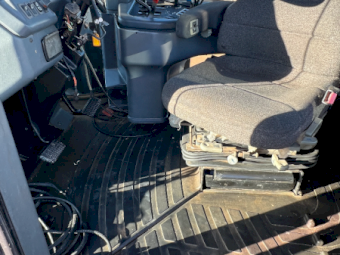 2000 New Holland 9282 Tractor