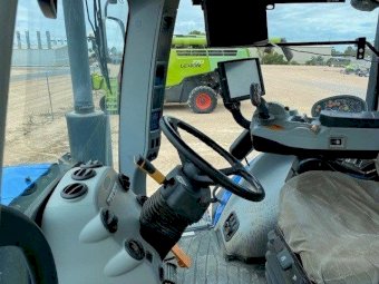 2017 New Holland T8.435 Tractor