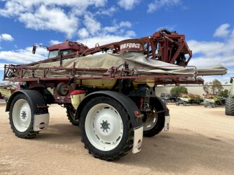 HARDI Alpha 4100 Self Propelled Sprayer