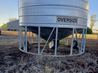 2009  37 t Campbell Field Bin