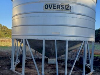 2009  37 t Campbell Field Bin