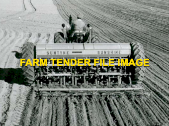 1970's Sunshine Tyne Seeder