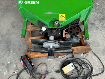 PJ Green Slug Bait/Small Seed Spreader