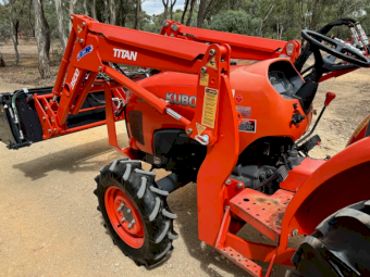2018 Kubota L3200 Tractor with Loader