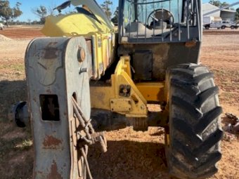 New Holland Telehandler