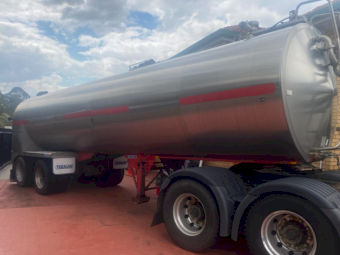 2016 Scania G440 Prime Mover with A & B Milk Tanker Trailers