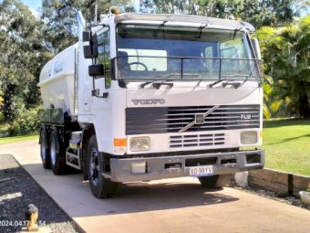1998 Volvo FL12 Water Tanker