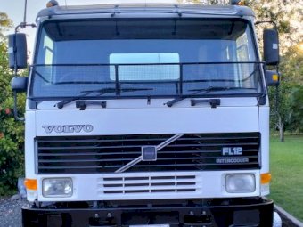 1998 Volvo FL12 Water Tanker