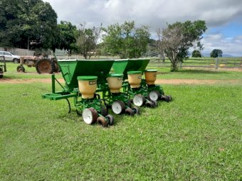 4 Row KMC John Deere Planter
