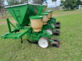 4 Row KMC John Deere Planter