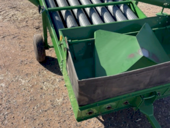 772 Kwik Kleen Grain Cleaner