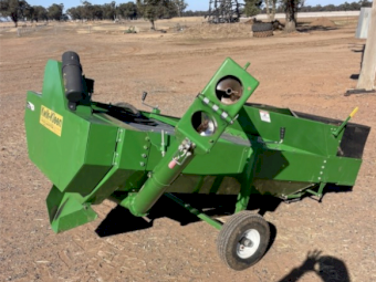 772 Kwik Kleen Grain Cleaner