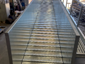 8 metre Loading Ramp