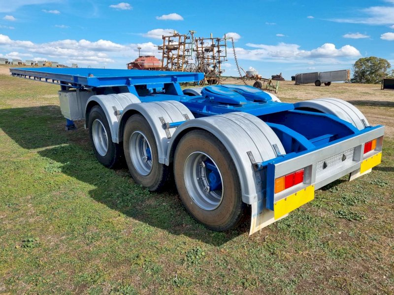 Alexander 22ft A-Trailer