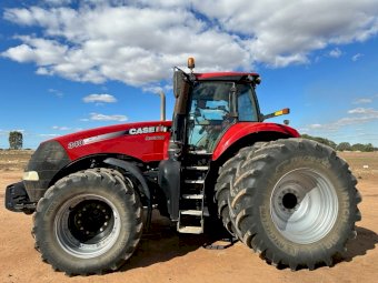 2019 Case IH Magnum 340 Tractor