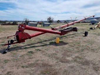 Under Auction - (A248) Farm King 60Ft X 10" Swingaway Auger 