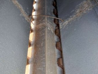 Bromar Sheep Lick Feeder