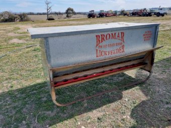 Bromar Sheep Lick Feeder