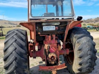 International 866 Tractor