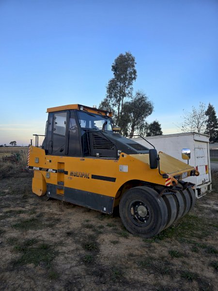 2015 Multipac SPR260E Roller