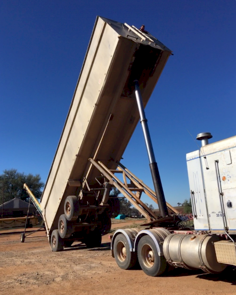 1988 Kenworth K100E Prime Mover with a 1982 Allan Aluminium Tipper