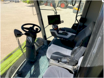 2020 Claas Lexion 8700TT Header.