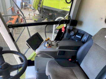 2019 Claas Lexion 760  Header With Convio 1380 Front