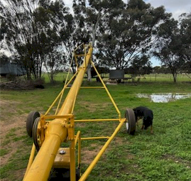 Mobilco 7" X 40' Petrol Auger