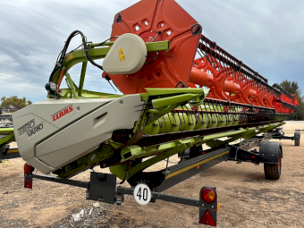 2021 CLAAS VARIO 1380 & Trailer