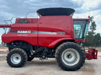2012 Case IH 7130 Header with 40ft Front and Trailer