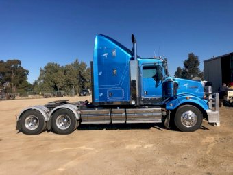 2017 Kenworth T409 SAR 50"
