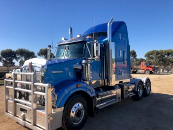 2017 Kenworth T409 SAR 50"