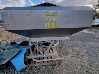 2011 Crump Acacia 2000 Spreader