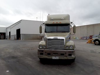 2014 Freightliner CST112